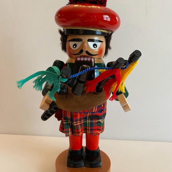 STEINBACH NUTCRACKER “CHUBBY BAGPIPER”German STEINBACH - Picture 1 of 12